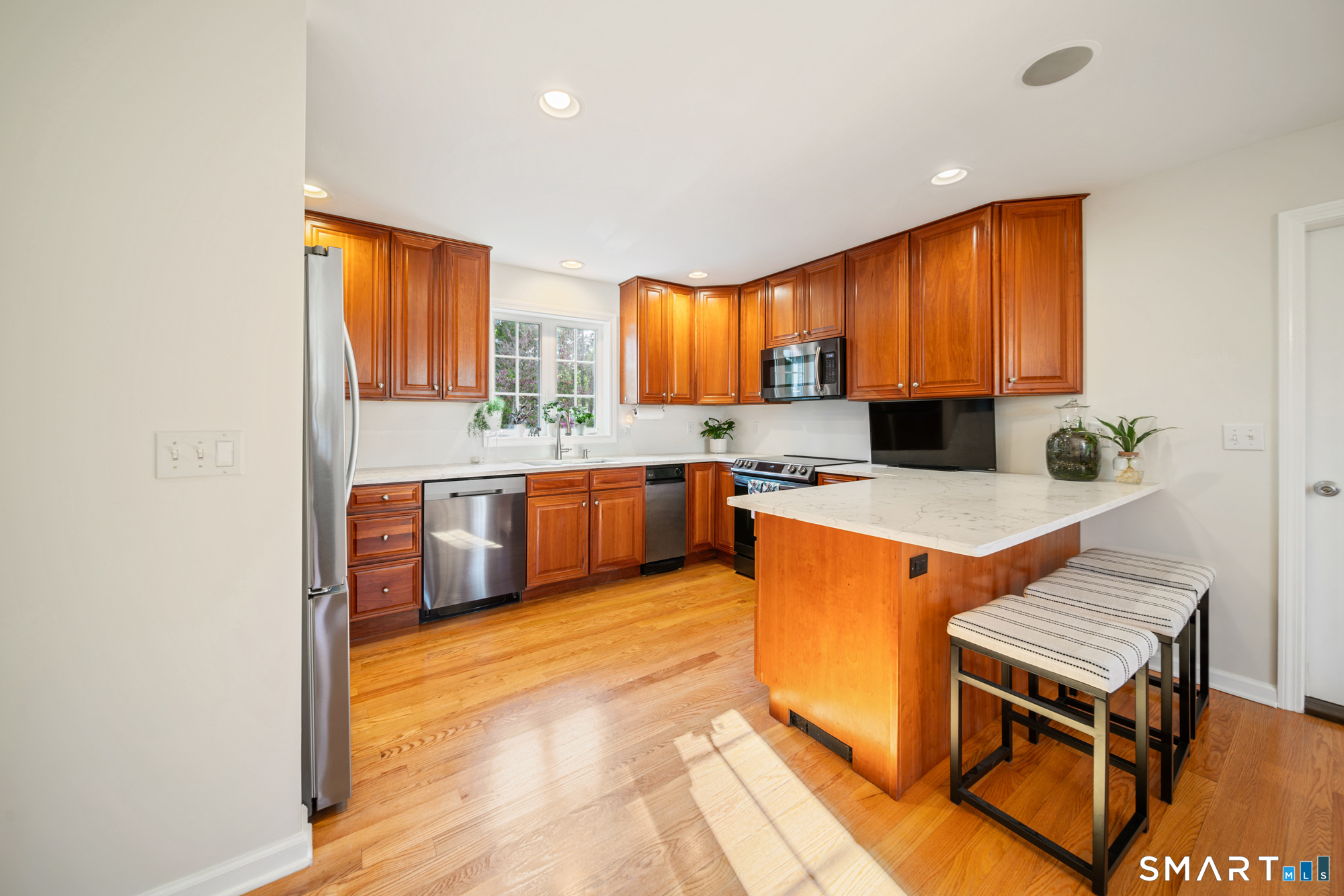17 Pembrook Road Naugatuck CT 06770