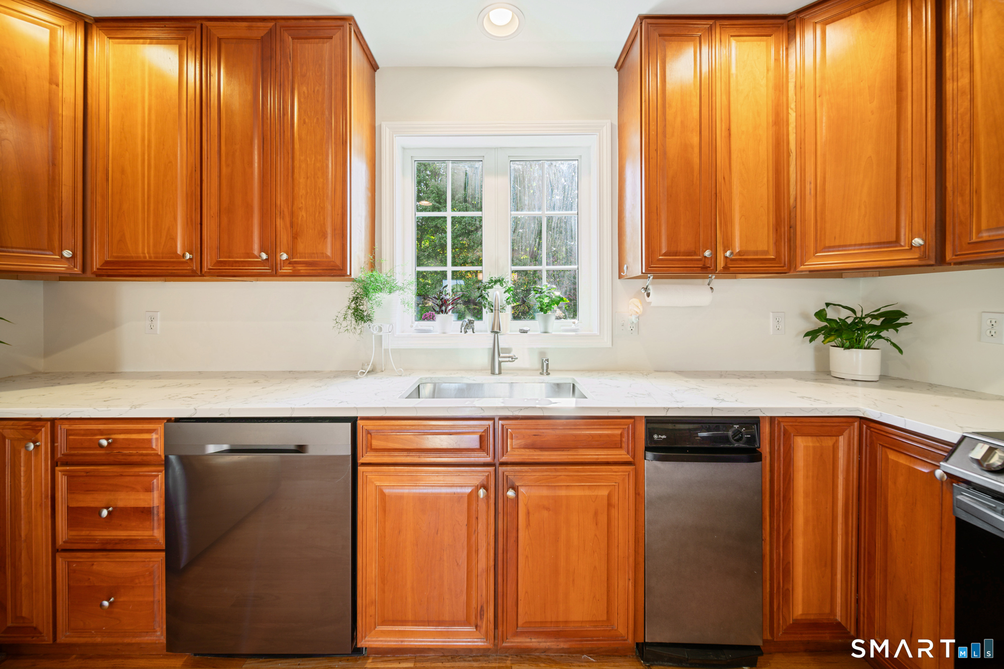 17 Pembrook Road Naugatuck CT 06770