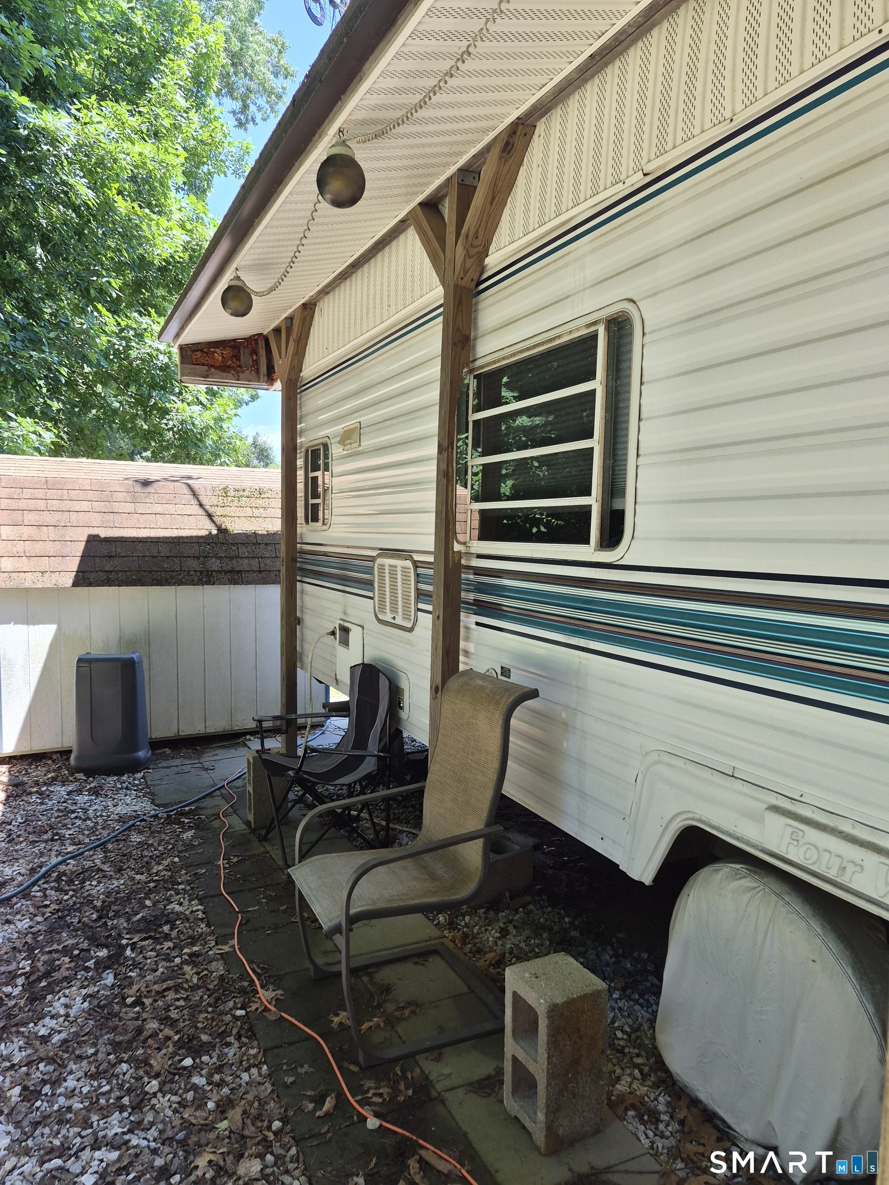 25 Route 197 Route Woodstock CT 06281