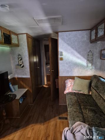 25 Route 197 Route Woodstock CT 06281