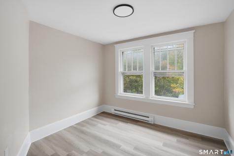 9 Carpet Street Enfield CT 06082