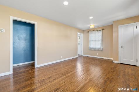 255 Ruth Street Bridgeport CT 06606