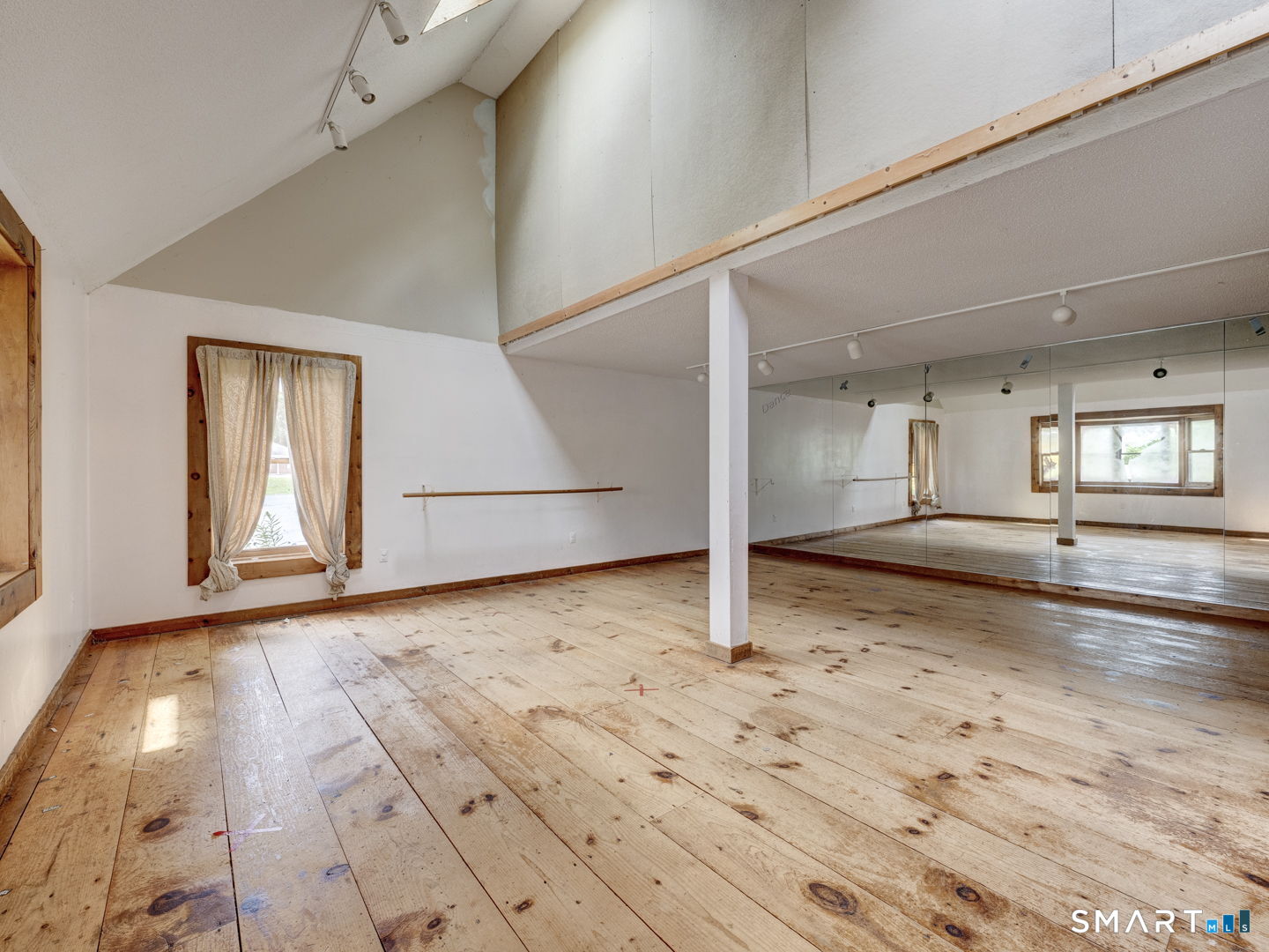 596 Main Street Somers CT 06071