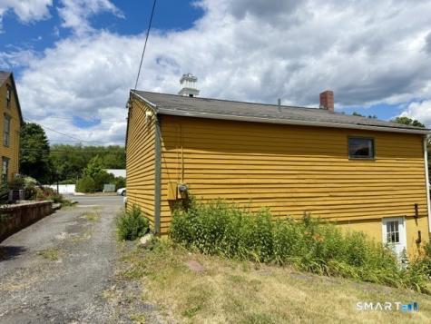 596 Main Street Somers CT 06071