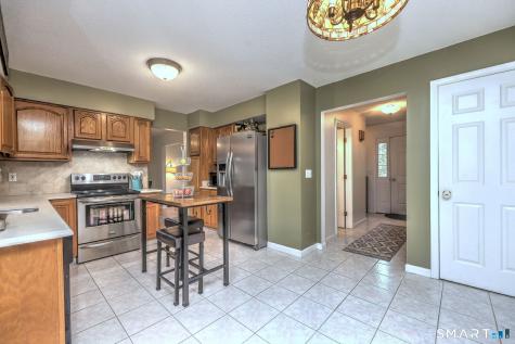 112 Finch Avenue Meriden CT 06451