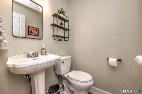 112 Finch Avenue Meriden CT 06451