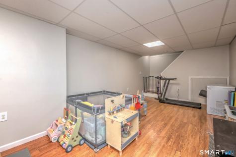 112 Finch Avenue Meriden CT 06451