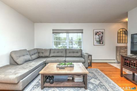 112 Finch Avenue Meriden CT 06451