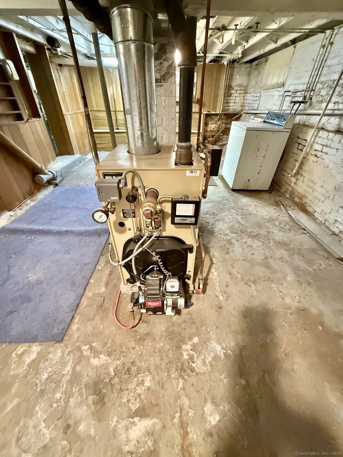 Windsor Locks CT 06096