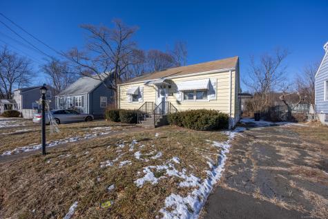 18 Lenox Street East Haven CT 06512