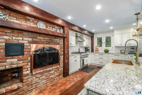 70 Obtuse Hill Road Brookfield CT 06804