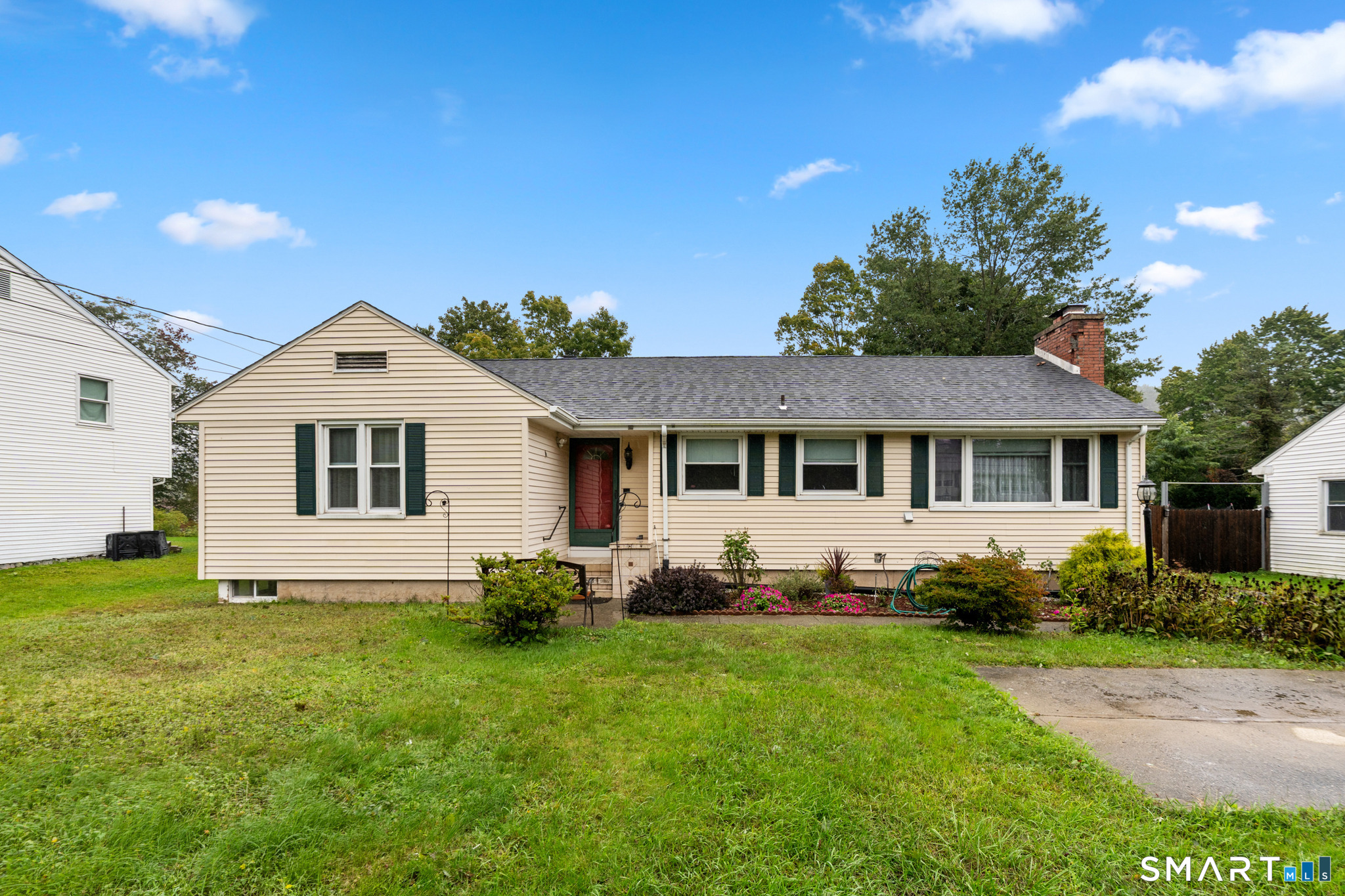 1781 Litchfield Turnpike Woodbridge CT 06525