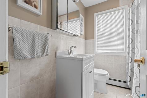 1781 Litchfield Turnpike Woodbridge CT 06525