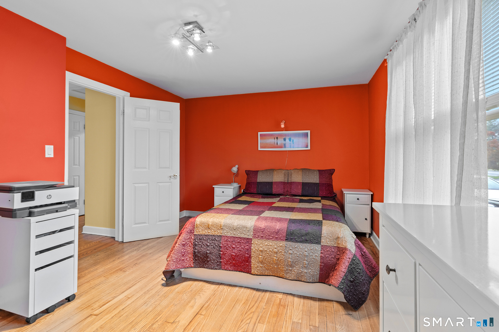 1781 Litchfield Turnpike Woodbridge CT 06525