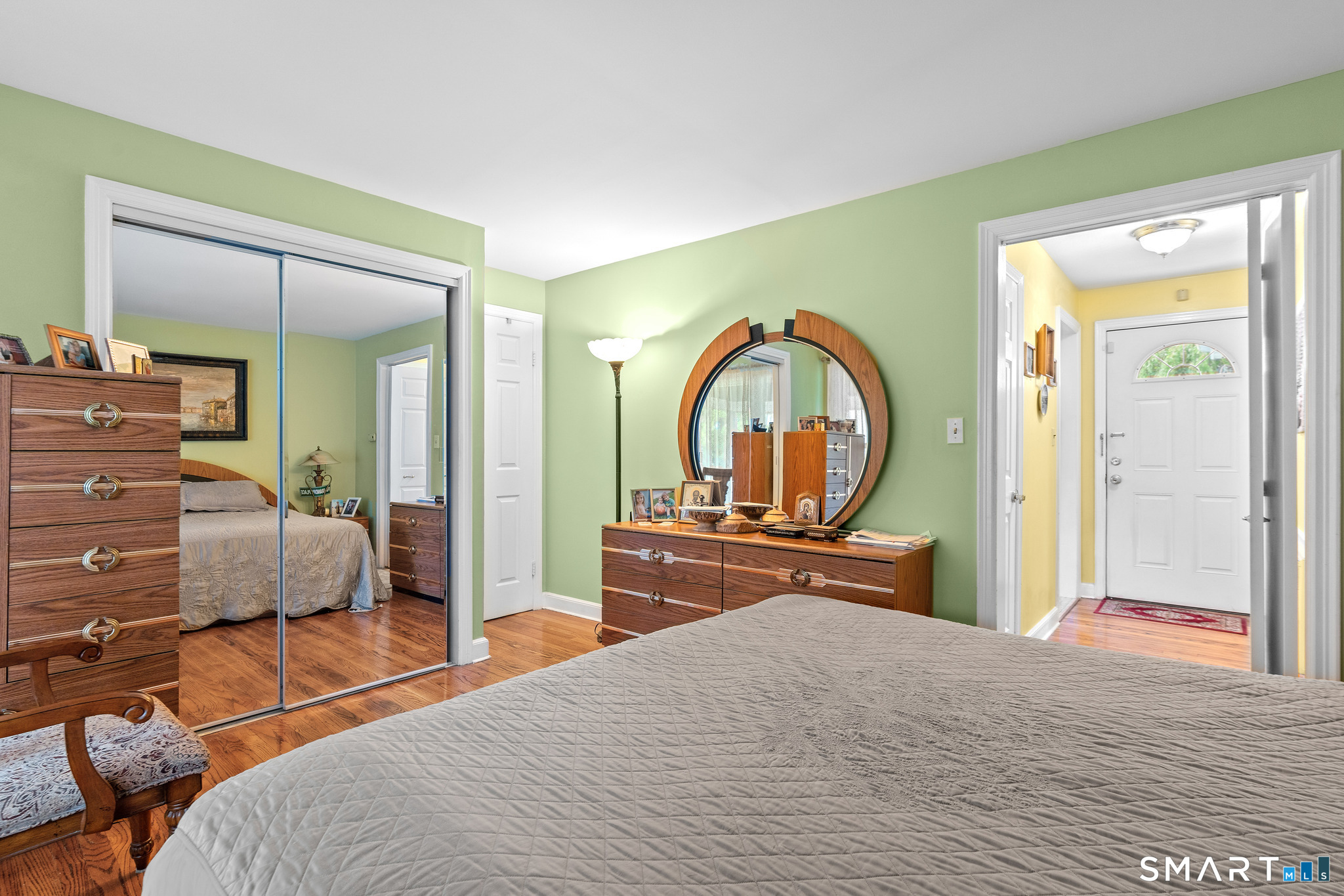 1781 Litchfield Turnpike Woodbridge CT 06525