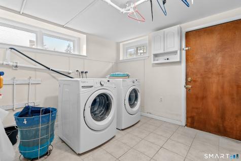 1781 Litchfield Turnpike Woodbridge CT 06525
