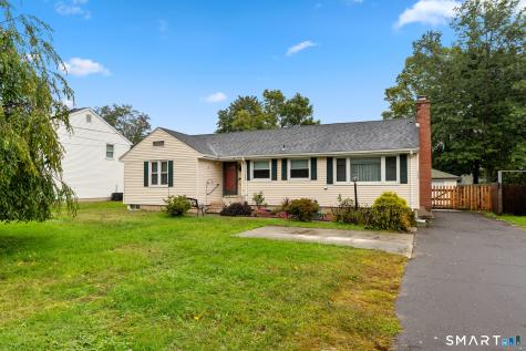1781 Litchfield Turnpike Woodbridge CT 06525