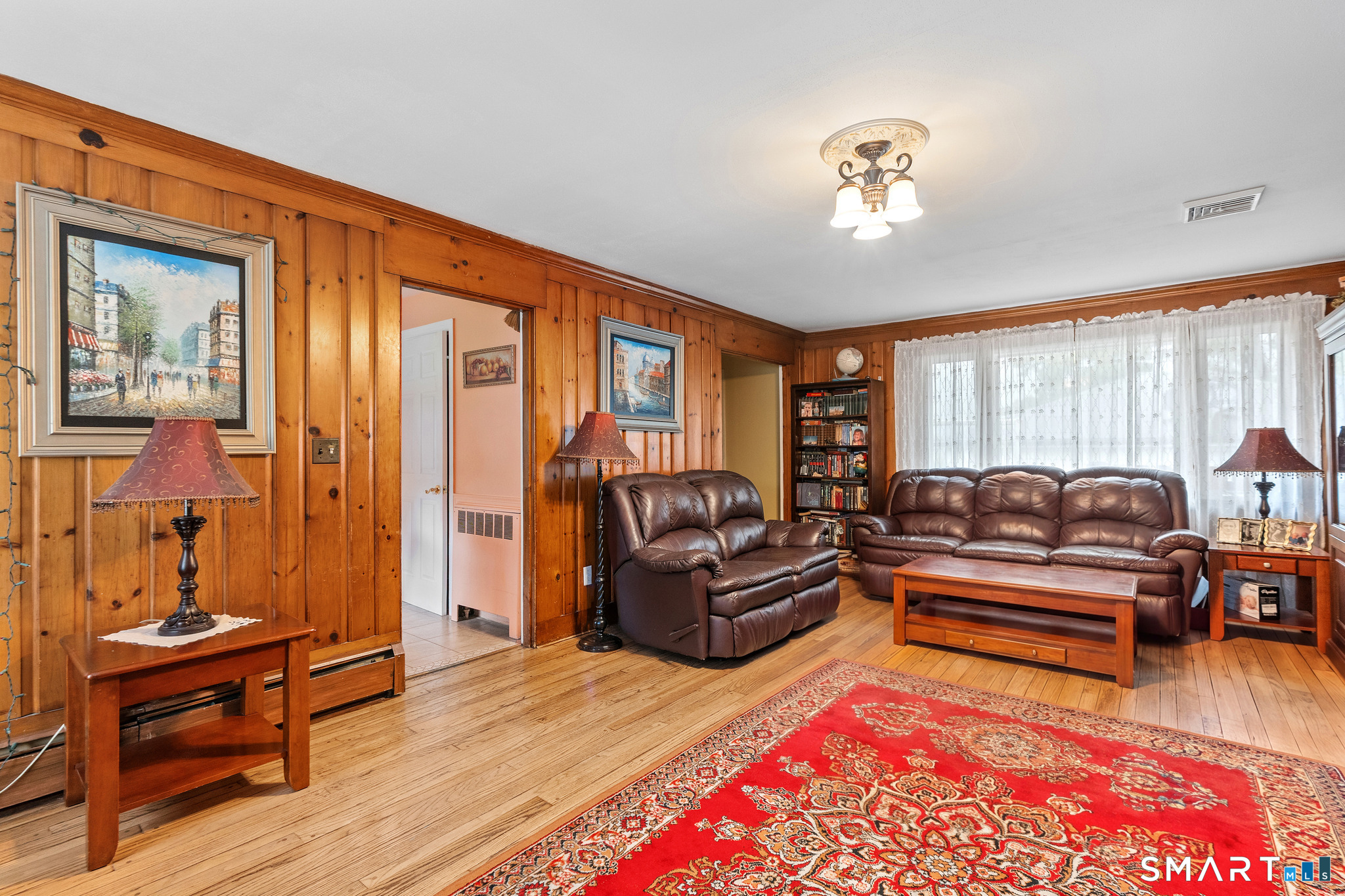 1781 Litchfield Turnpike Woodbridge CT 06525