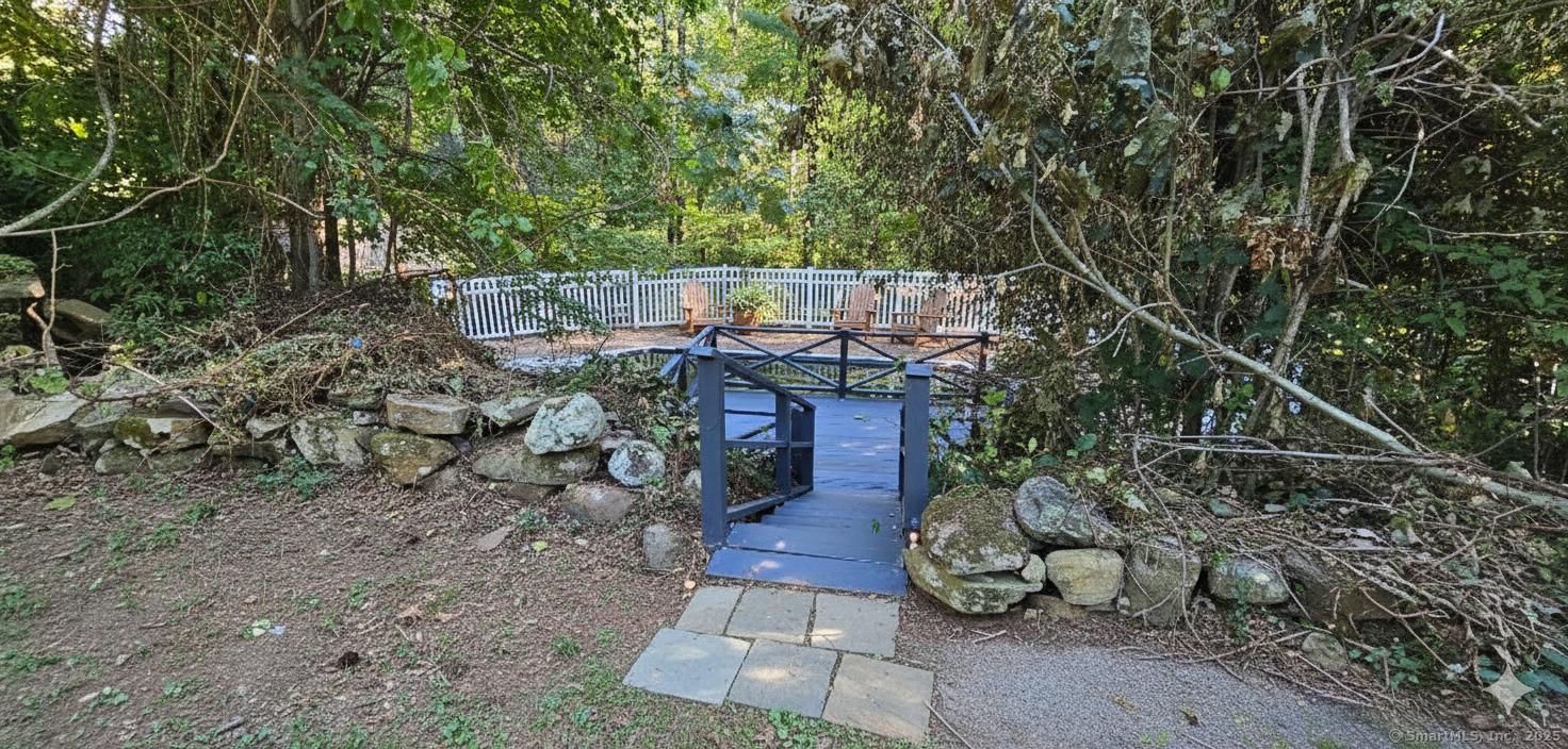 187 West Avon Road Avon CT 06001