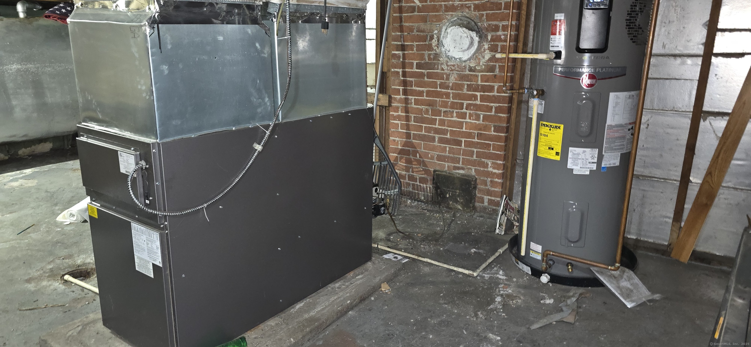 187 West Avon Road Avon CT 06001