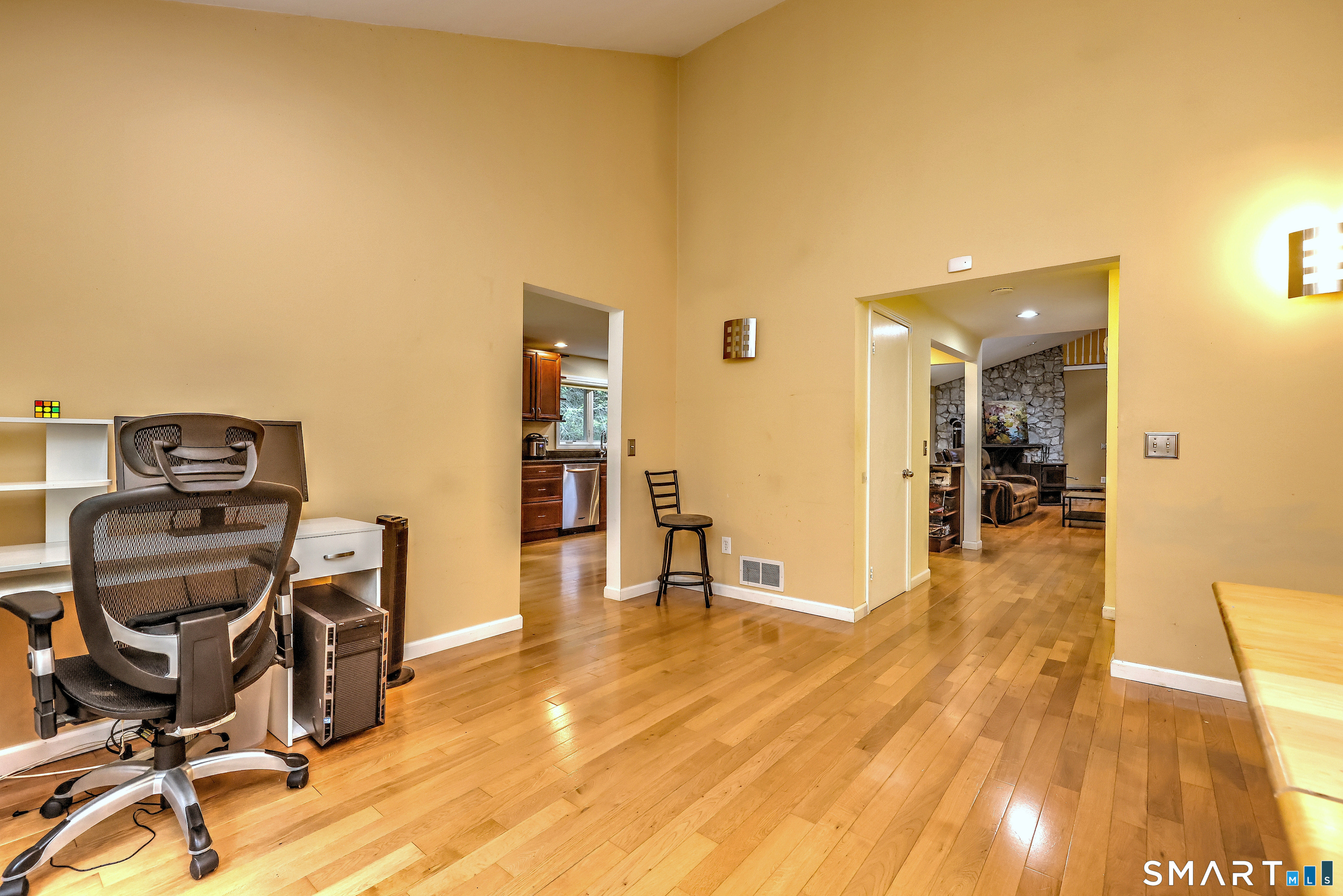 36 Old Barnabas Road Woodbridge CT 06525