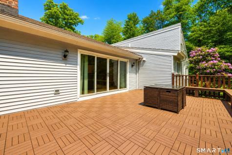 36 Old Barnabas Road Woodbridge CT 06525