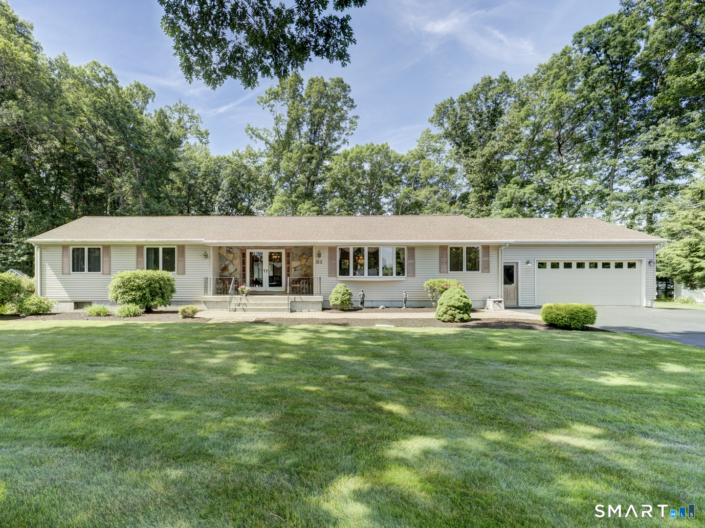 81 Kingston Drive East Hartford CT 06118
