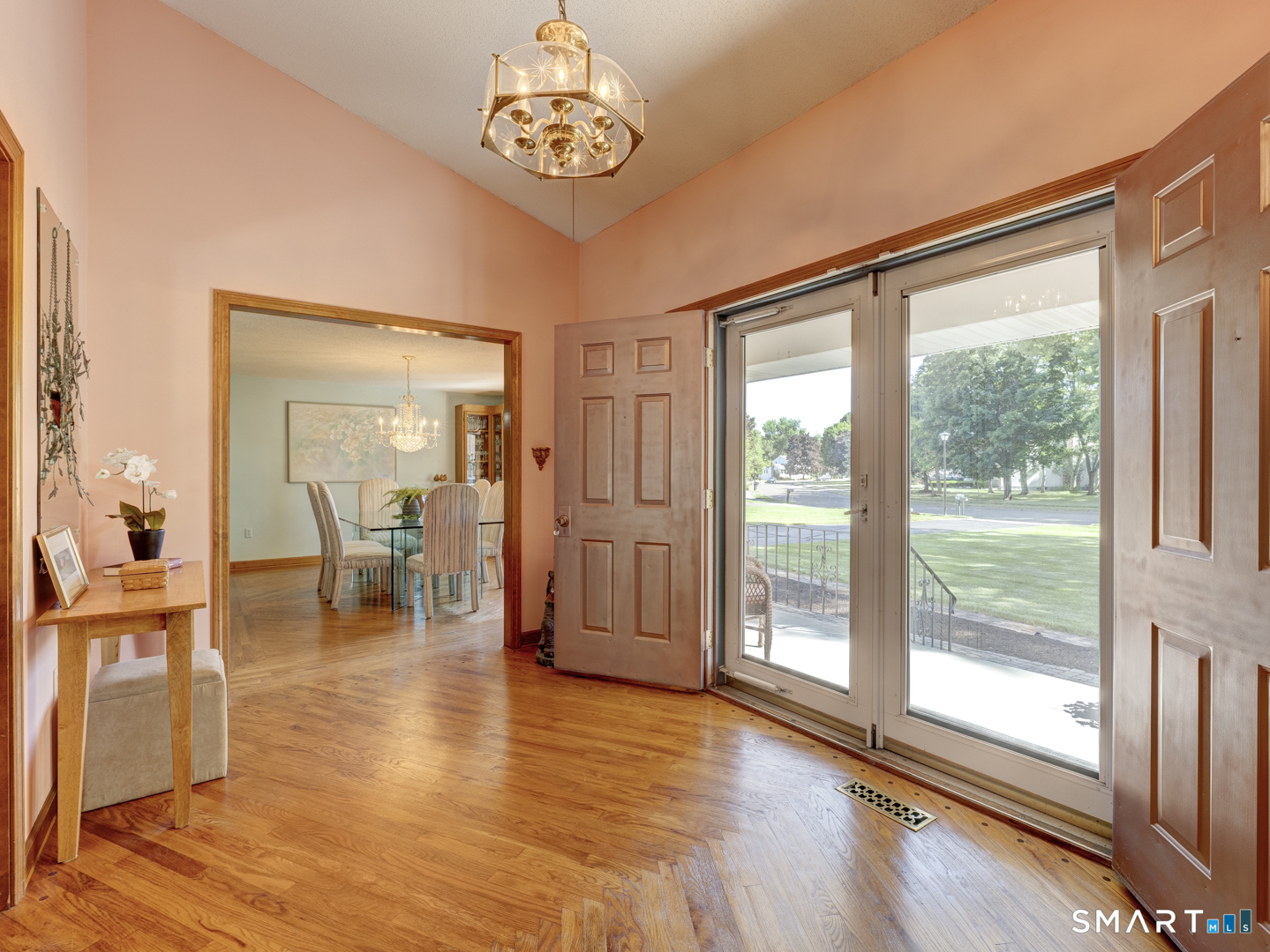 81 Kingston Drive East Hartford CT 06118