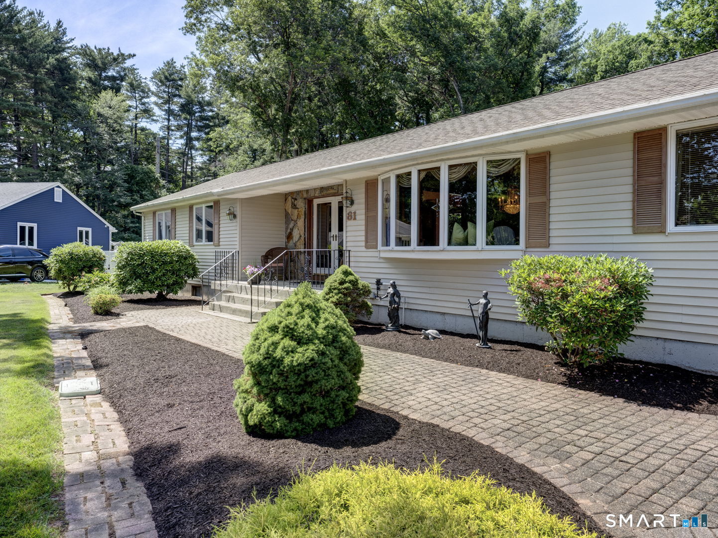81 Kingston Drive East Hartford CT 06118