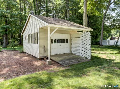 81 Kingston Drive East Hartford CT 06118