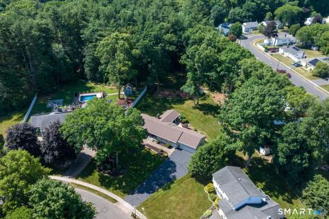 81 Kingston Drive East Hartford CT 06118