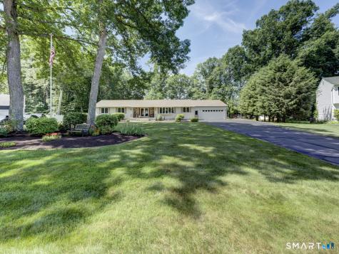 81 Kingston Drive East Hartford CT 06118