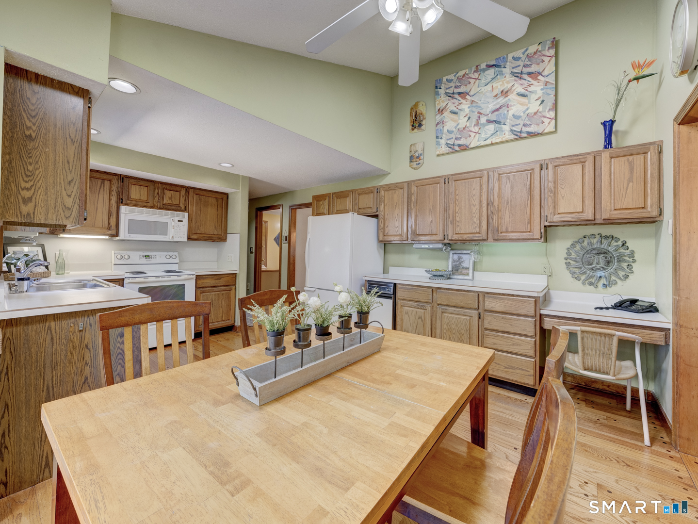 81 Kingston Drive East Hartford CT 06118