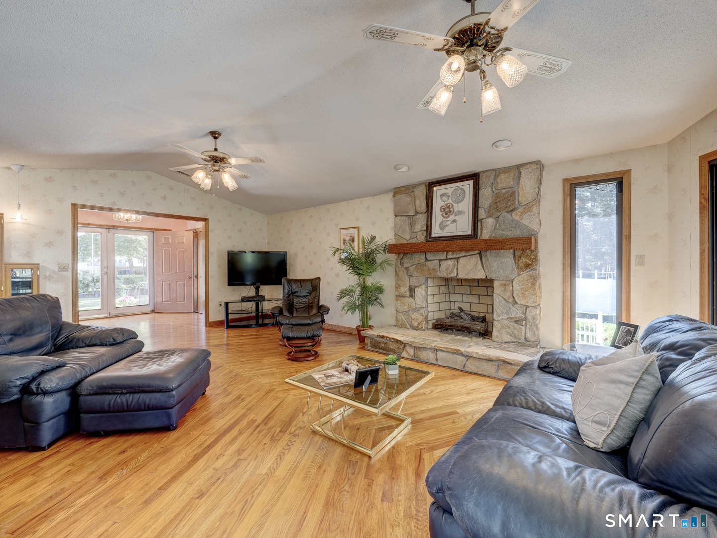 81 Kingston Drive East Hartford CT 06118