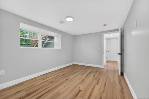 13 Willow Lane East Lyme CT 06333