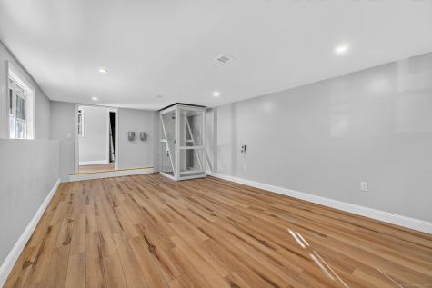 13 Willow Lane East Lyme CT 06333