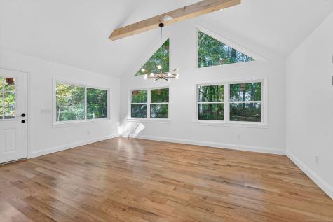 13 Willow Lane East Lyme CT 06333