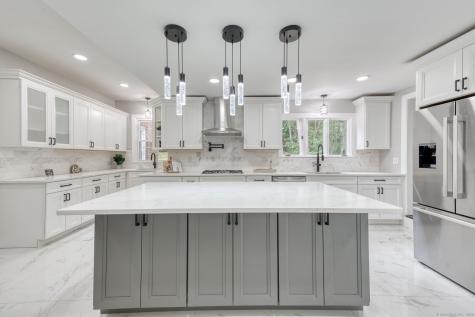 175 Scarborough Street Hartford CT 06105