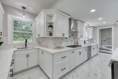 175 Scarborough Street Hartford CT 06105