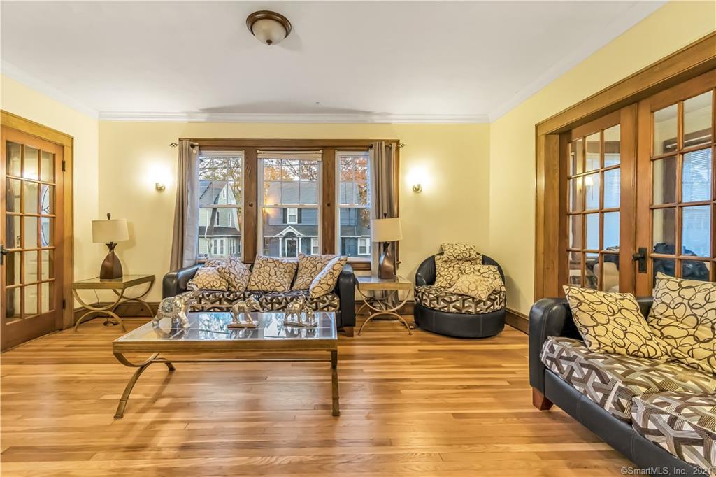 489 North Summerfield Avenue Bridgeport CT 06610