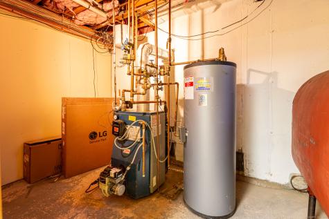 9 Milo Peck Lane Windsor CT 06095