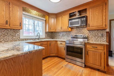 9 Milo Peck Lane Windsor CT 06095