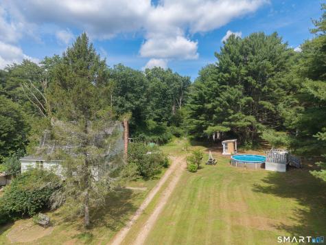 660 East Thompson Road Thompson CT 06277