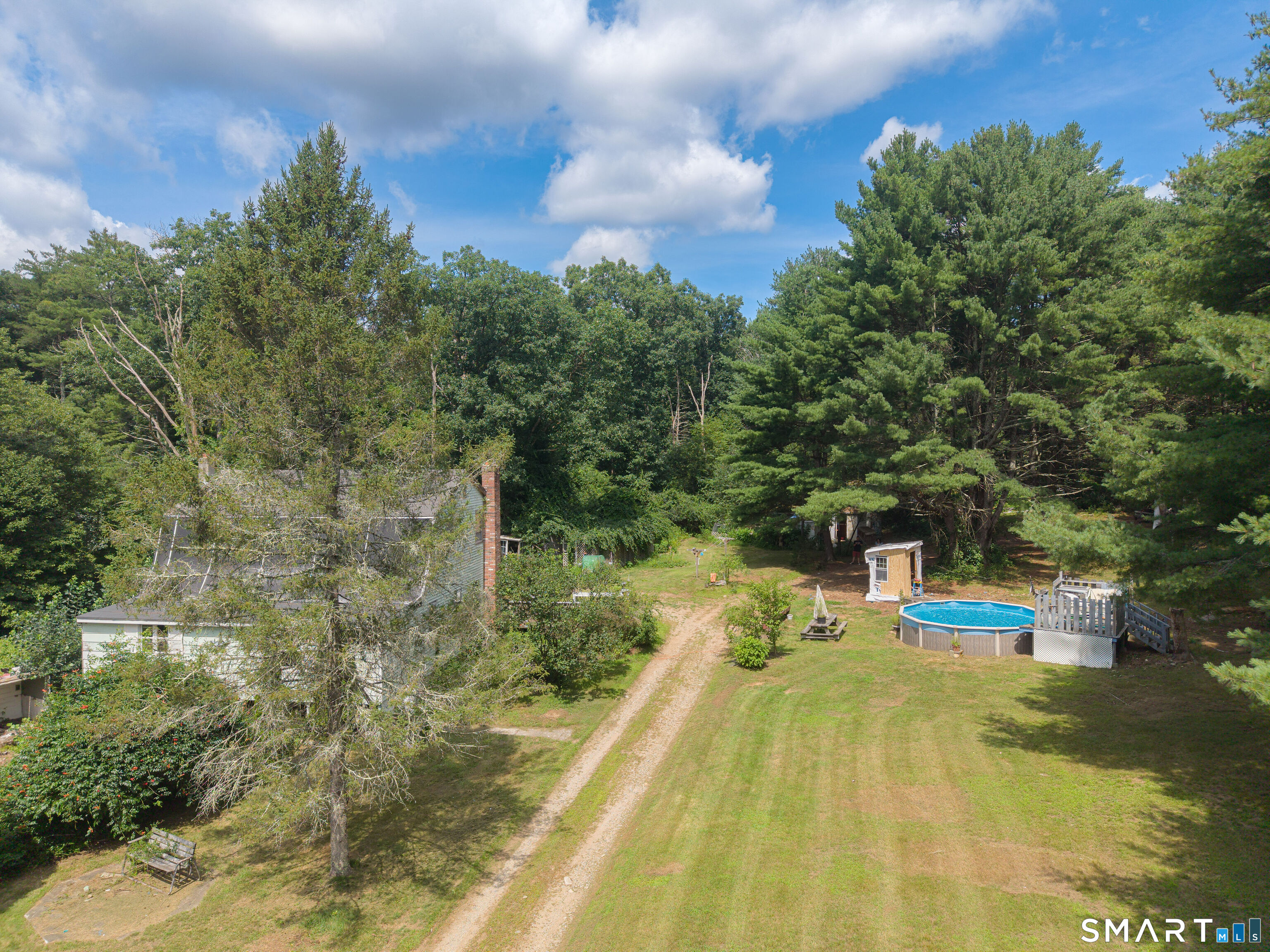 660 East Thompson Road Thompson CT 06277