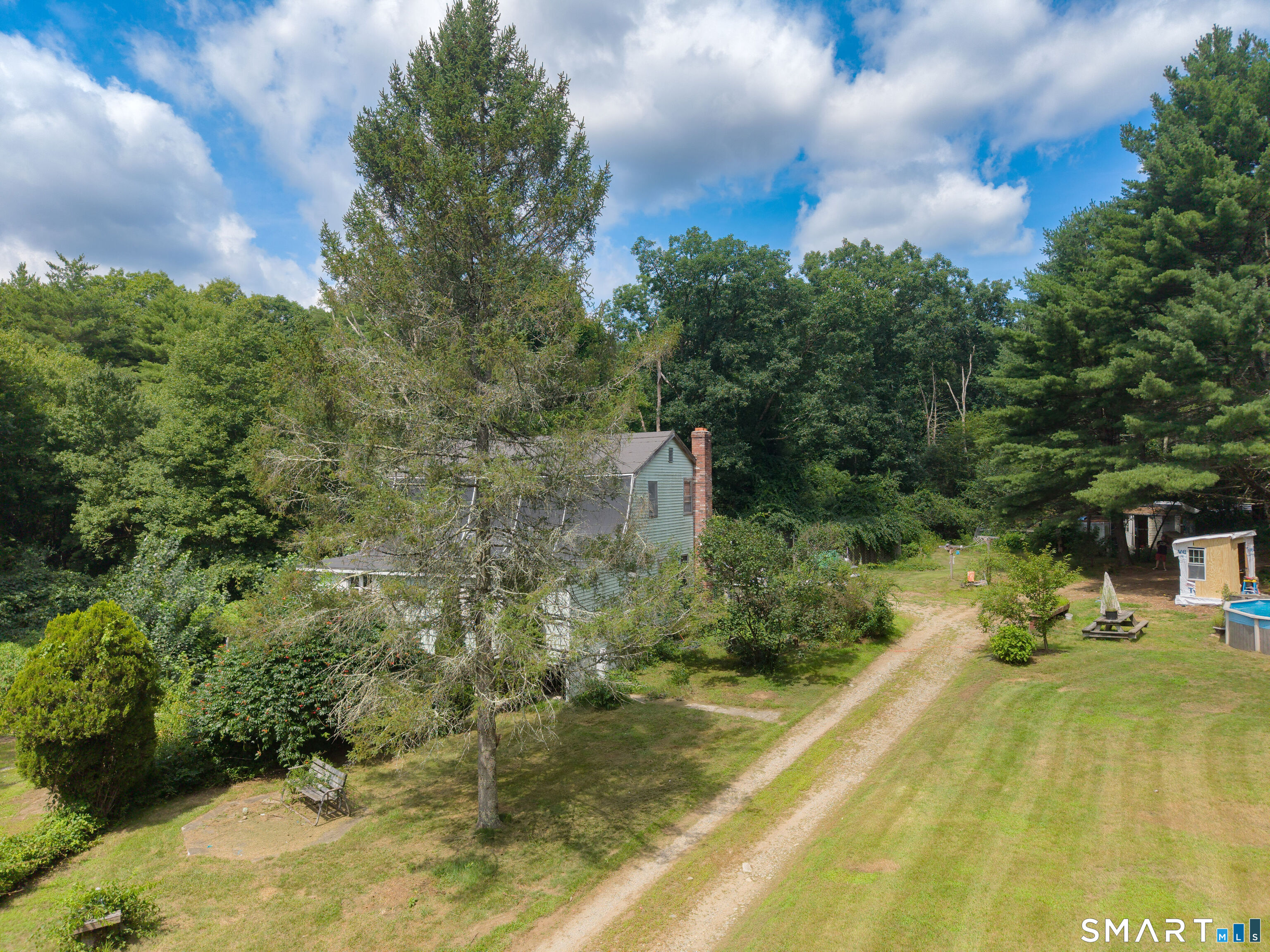 660 East Thompson Road Thompson CT 06277