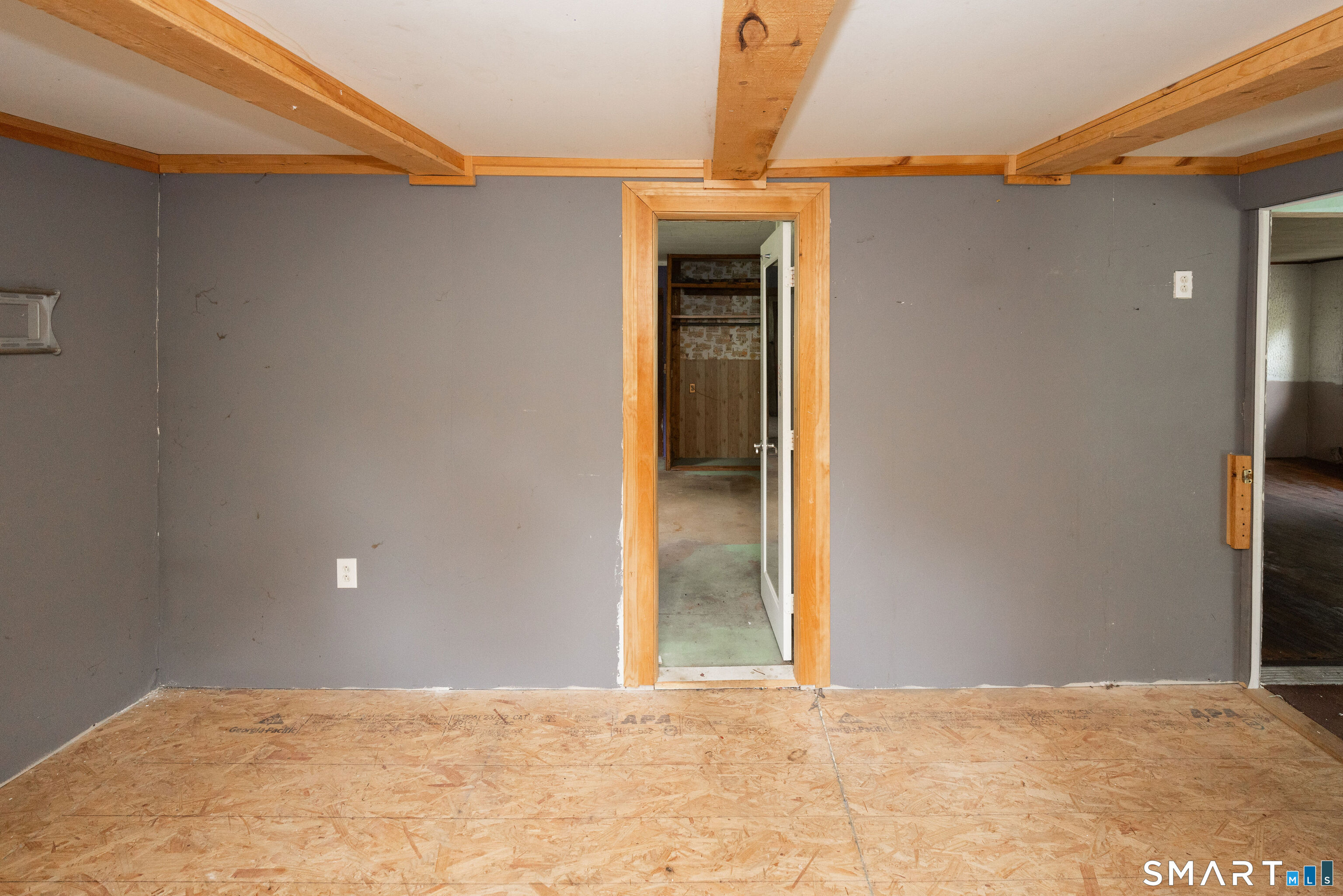 660 East Thompson Road Thompson CT 06277