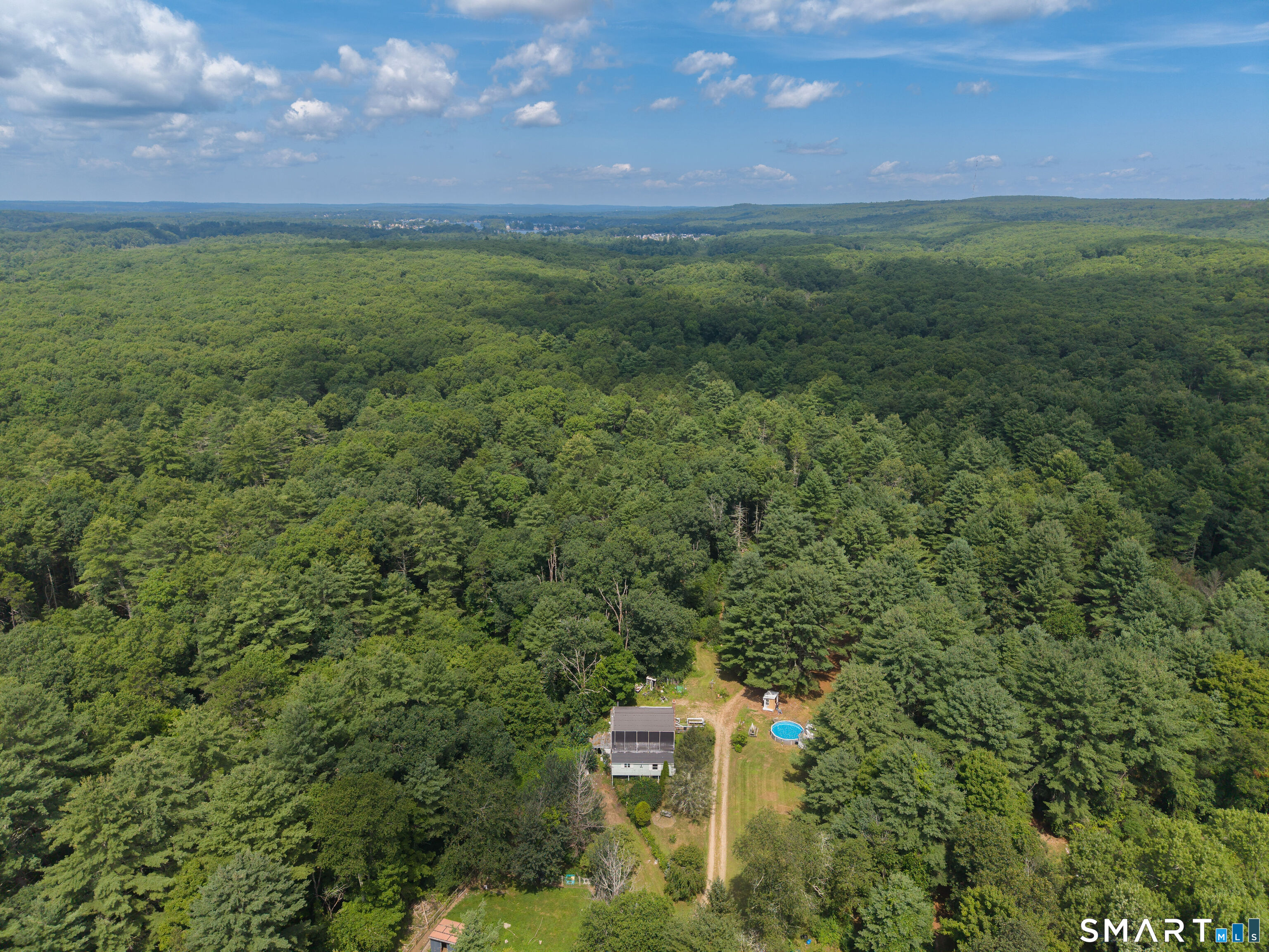 660 East Thompson Road Thompson CT 06277