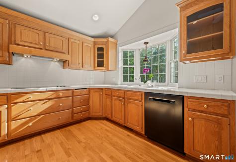 7 Banbury Drive Simsbury CT 06092