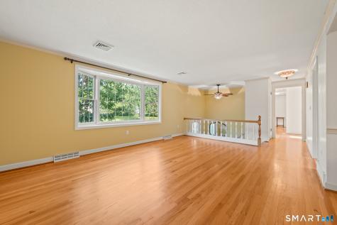 7 Banbury Drive Simsbury CT 06092