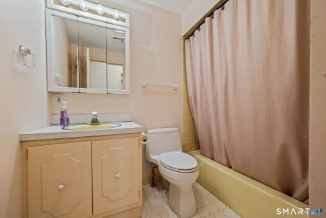 7 Banbury Drive Simsbury CT 06092